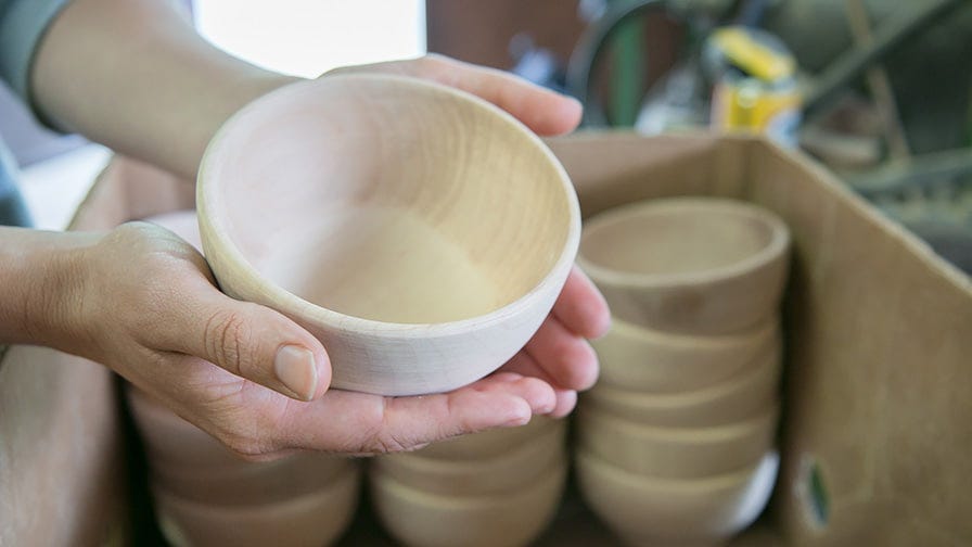 This wooden bowl is going to painting